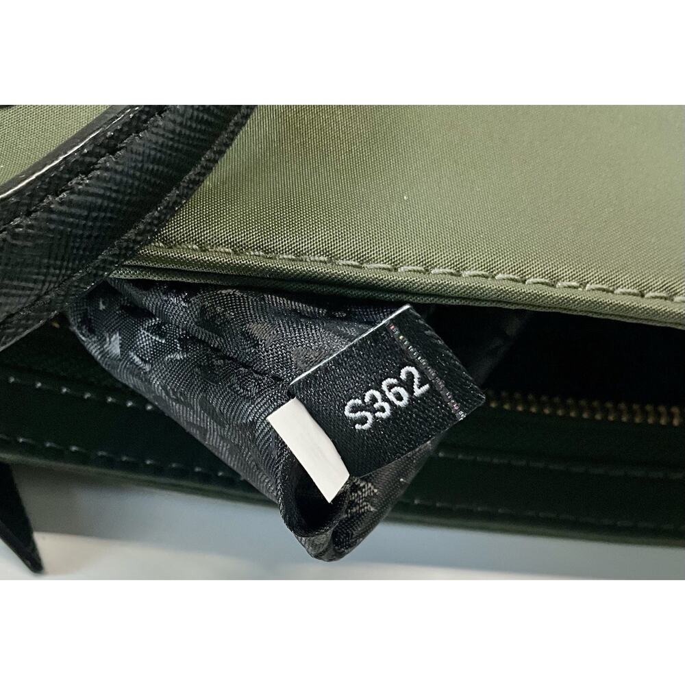 Kate Spade New York Dessi Wilson Road Nylon Crossbody Bag In Olive Green NWOT - Picture 12 of 15